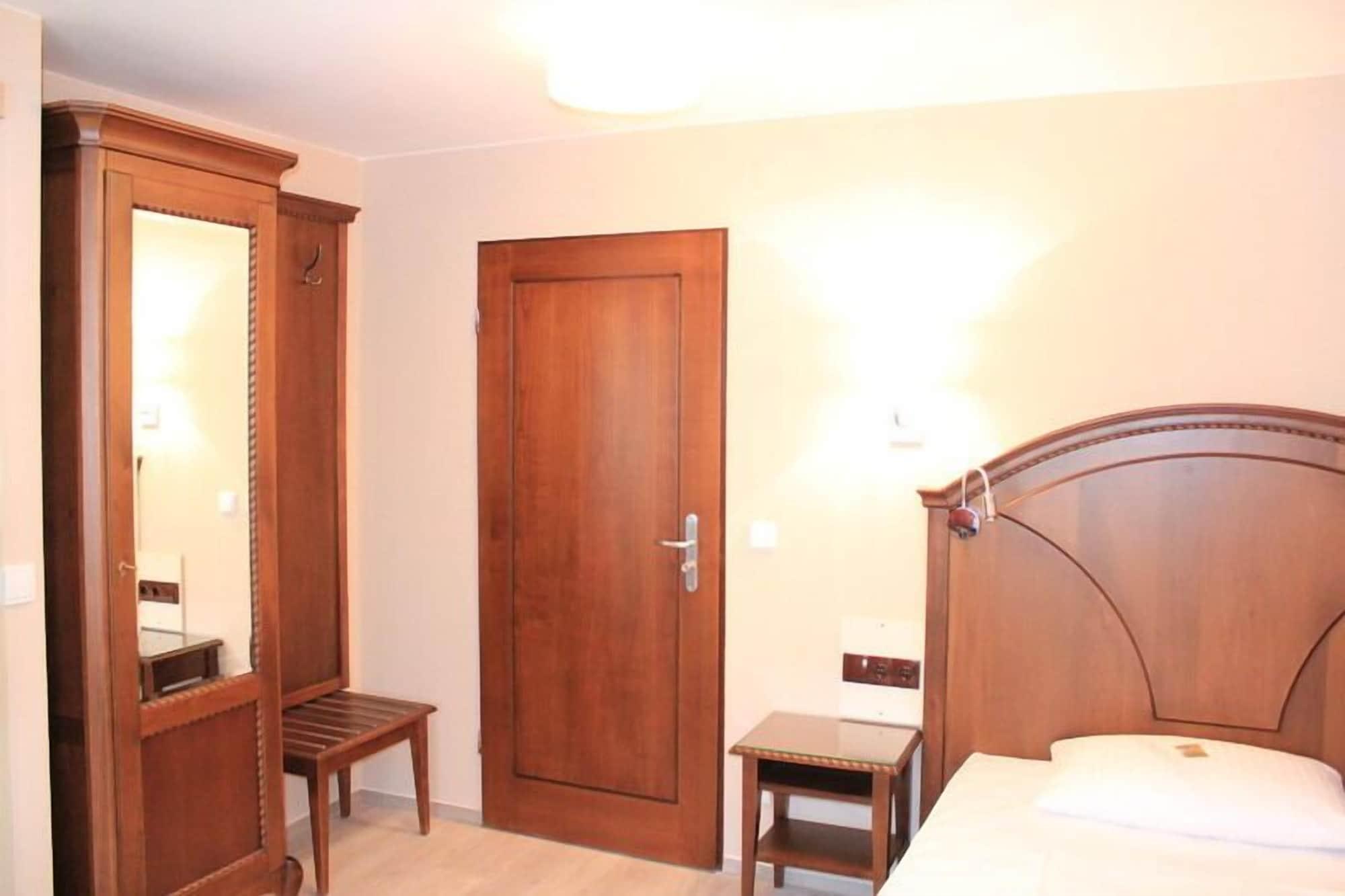Burghotel Nuernberg Ngoại thất bức ảnh