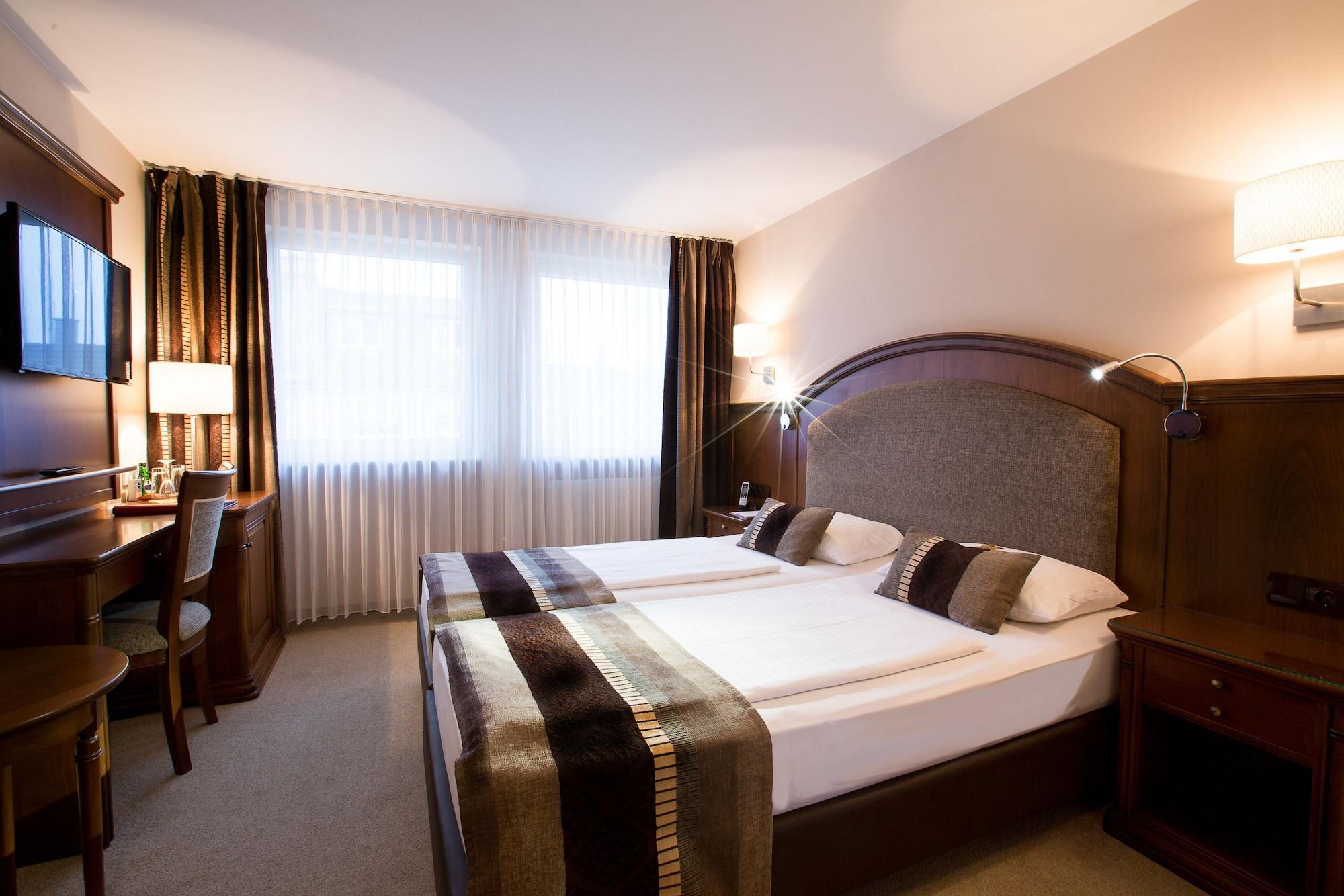 Burghotel Nuernberg Ngoại thất bức ảnh