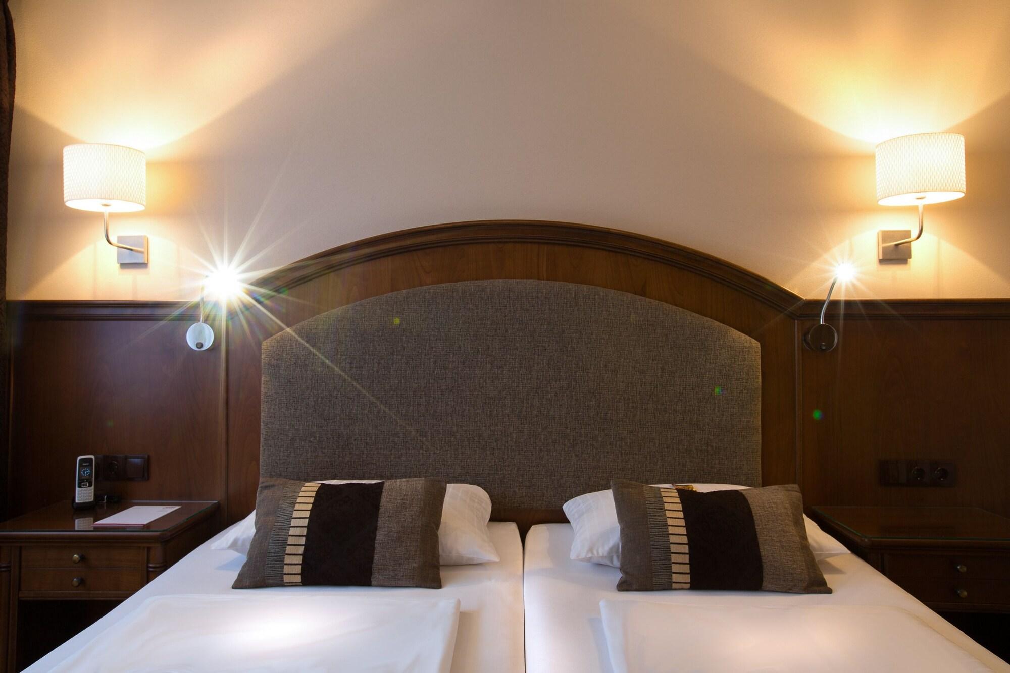 Burghotel Nuernberg Ngoại thất bức ảnh