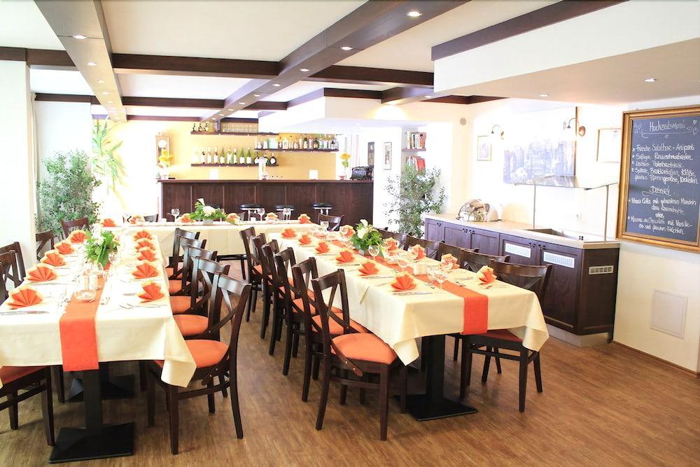 Burghotel Nuernberg Ngoại thất bức ảnh